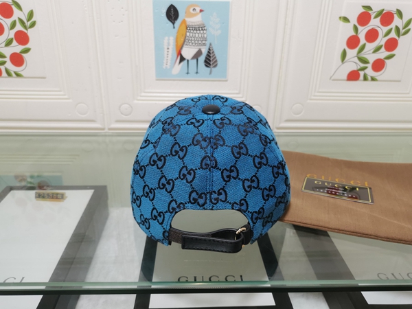 ブランド帽子側面デザイン